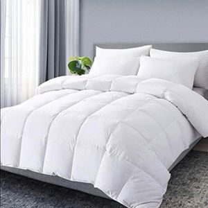 - true north down blended comforter